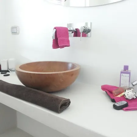 B&B Luna Bianca Bed & Breakfast