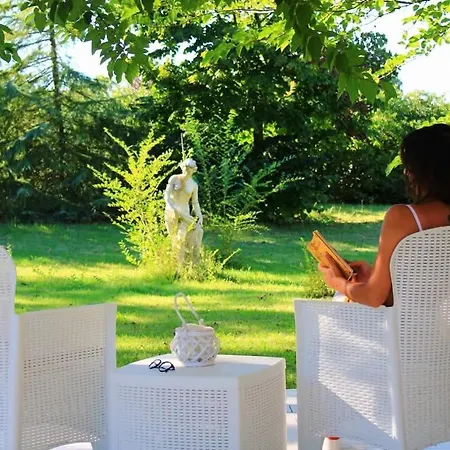 B&B Luna Bianca Bed & Breakfast *