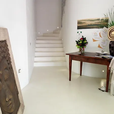 B&B Luna Bianca Bed & Breakfast *