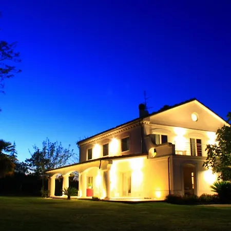 Bed & Breakfast Luna Bianca 3*